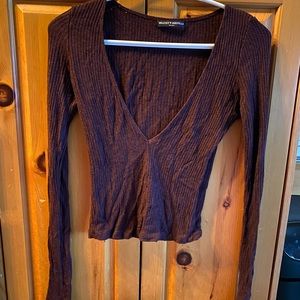 Deep v soft matron crop top